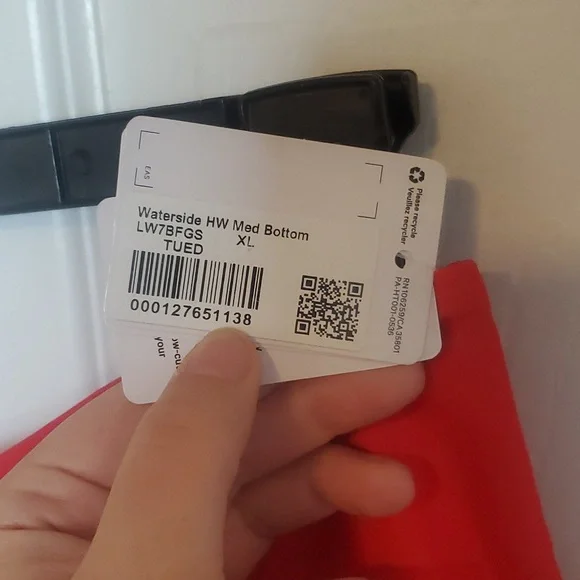 Lululemon Waterside High Waist Medium Bottom Size XL True Red NEW - Picture 7 of 7